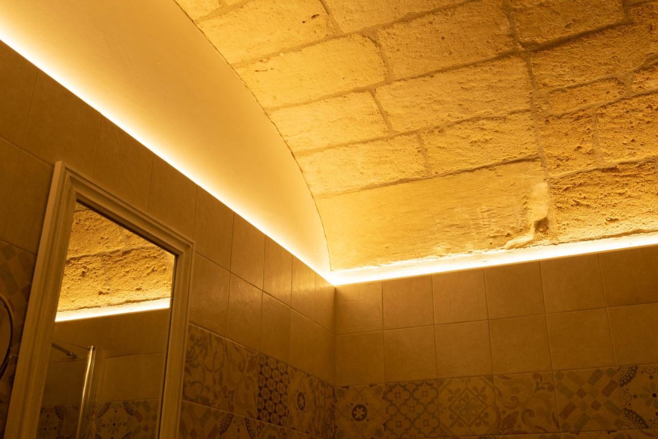 Cadelli Luxury Suite & Apartments Лечче Экстерьер фото