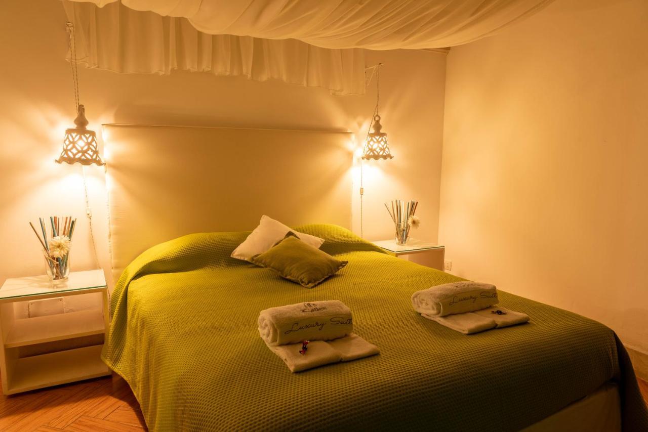 Cadelli Luxury Suite & Apartments Лечче Экстерьер фото